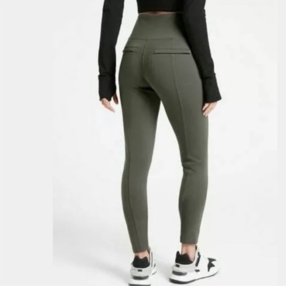 Athleta Delancy Street Tight Olive Green Size ST Small Tall - Picture 2 of 9
